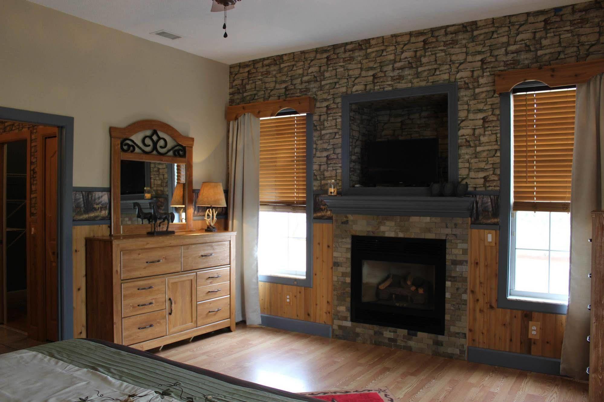 Rock Pointe Ranch Bed & Breakfast Floral City Bagian luar foto