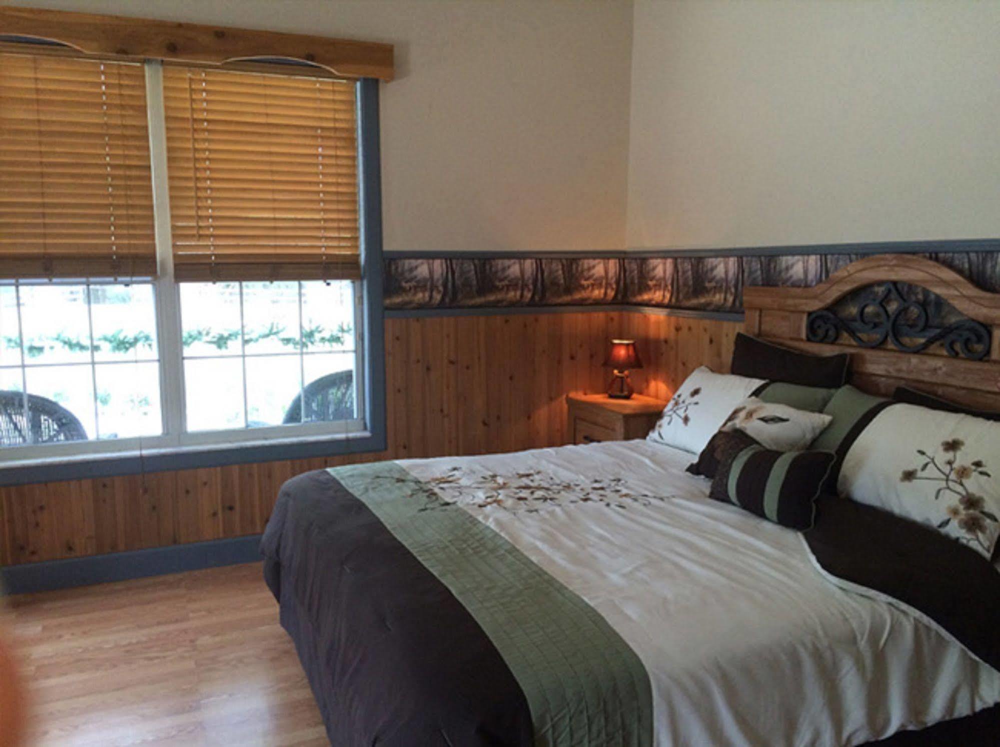 Rock Pointe Ranch Bed & Breakfast Floral City Bagian luar foto