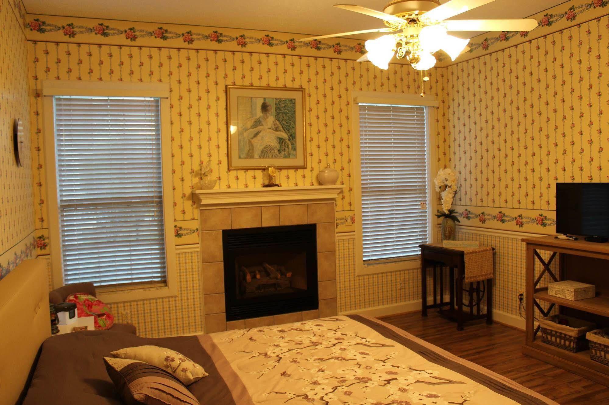 Rock Pointe Ranch Bed & Breakfast Floral City Bagian luar foto